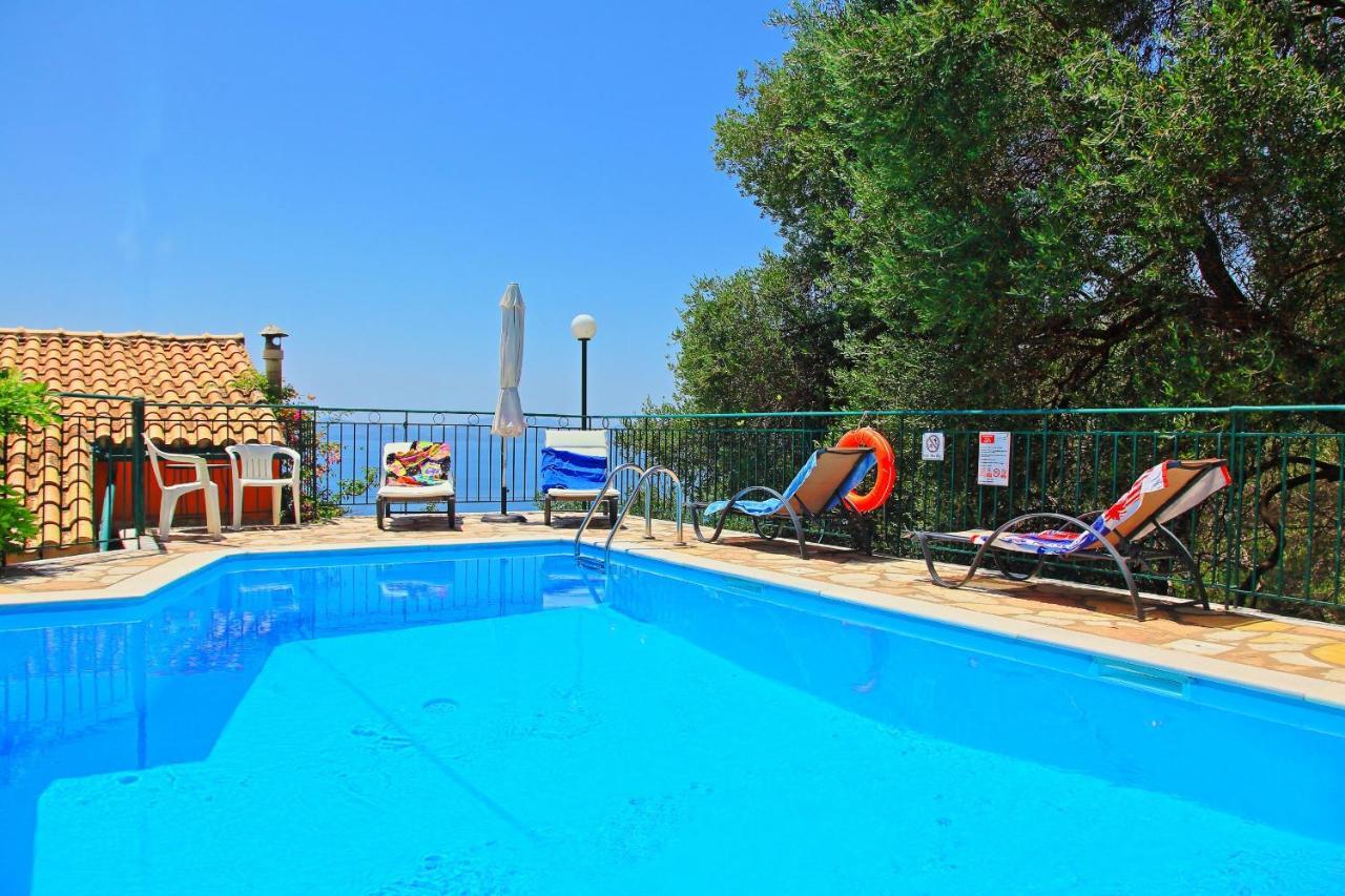 Seaview Calypso Villa Nisaki  Dış mekan fotoğraf
